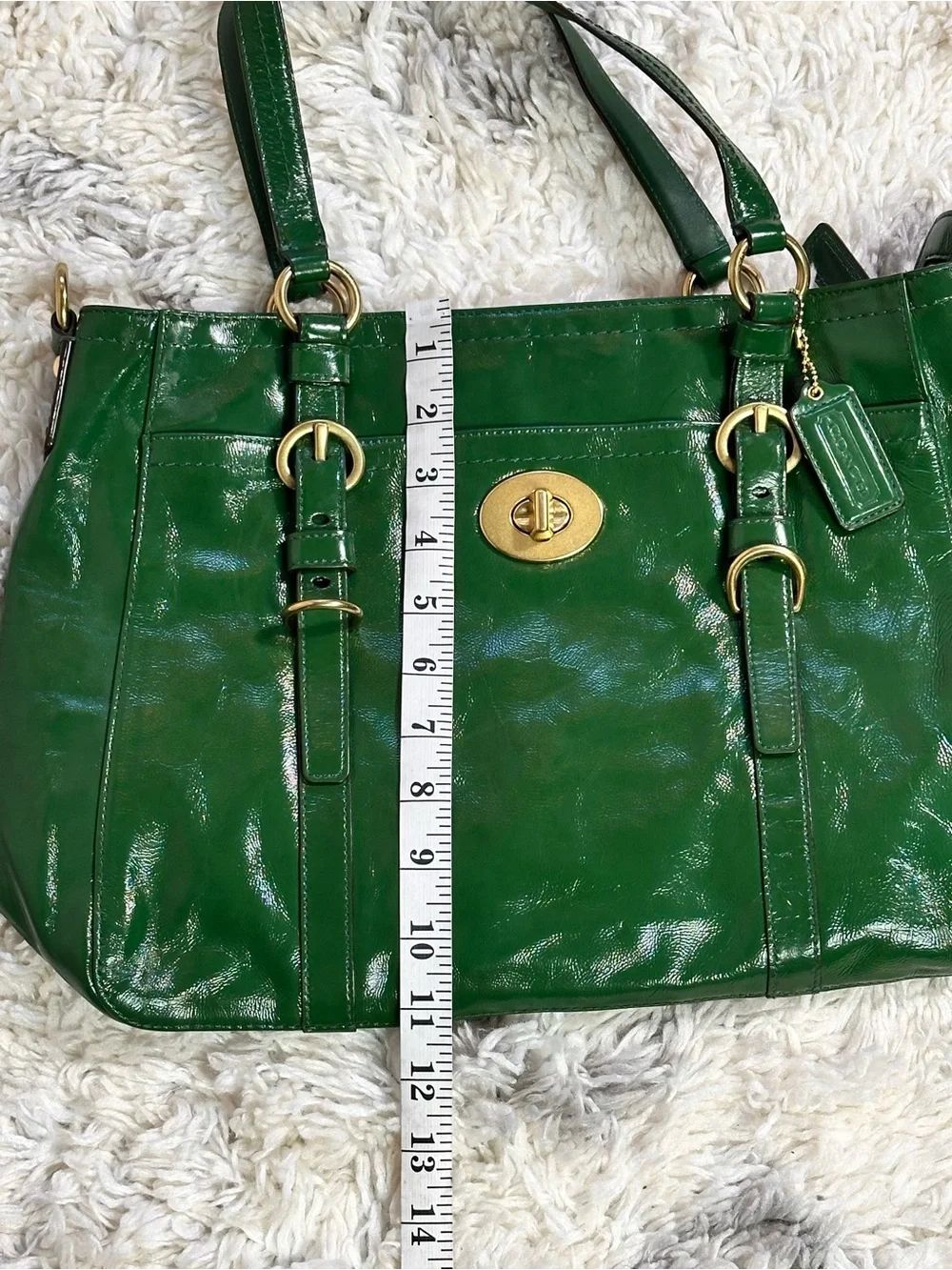 Coach Glossy Green Leather Tote with Gold Turnlock F14022
